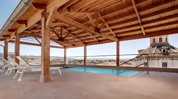 Sercotel Granada Suites