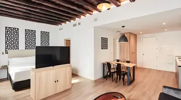 Sercotel Granada Suites