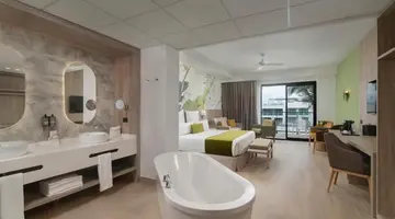 SERENADE ALL SUITES ADULTS ONLY RESORT