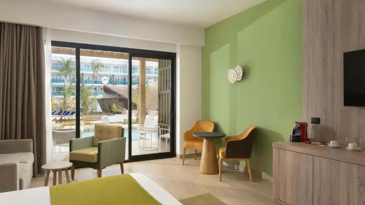 SERENADE ALL SUITES ADULTS ONLY RESORT