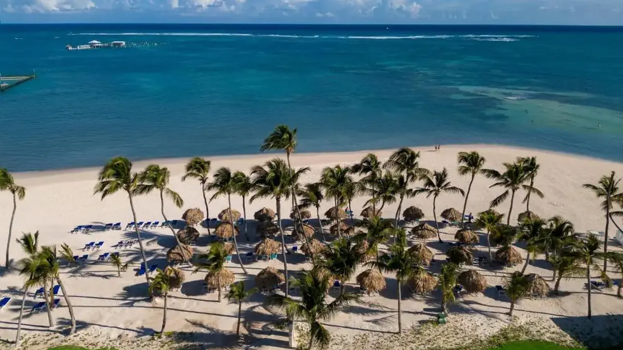 SERENADE ALL SUITES ADULTS ONLY RESORT