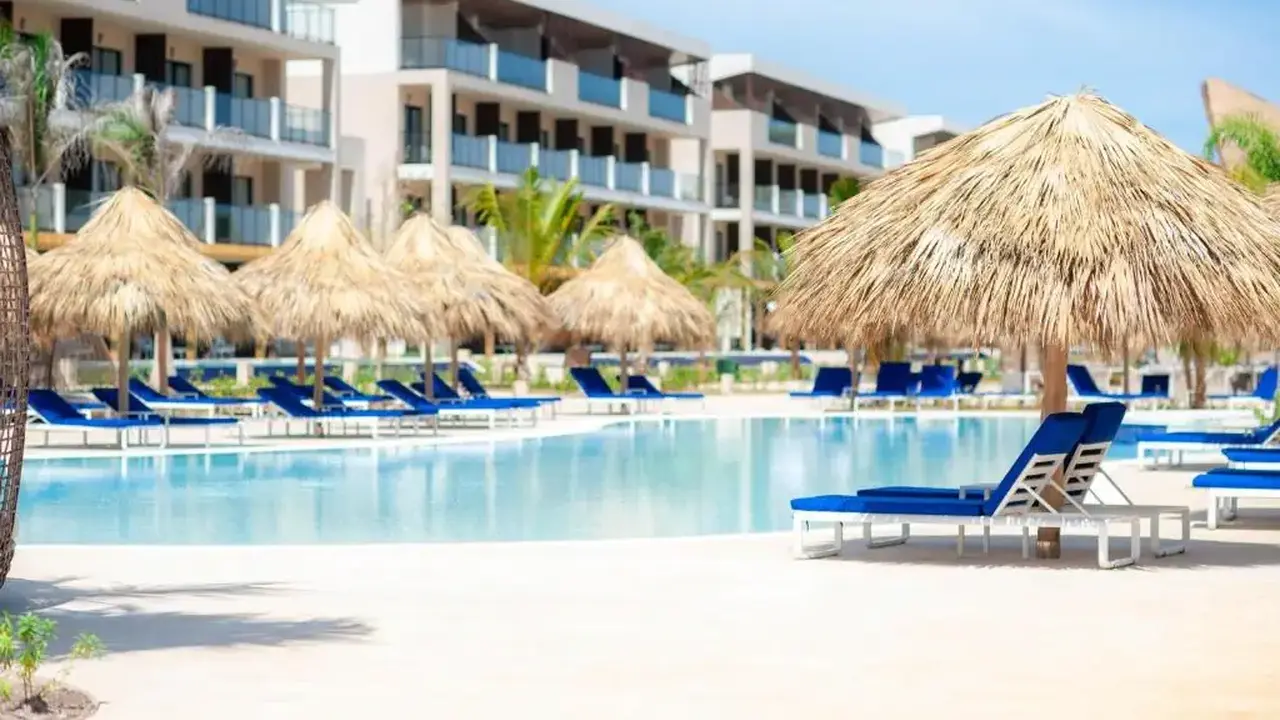 SERENADE ALL SUITES ADULTS ONLY RESORT