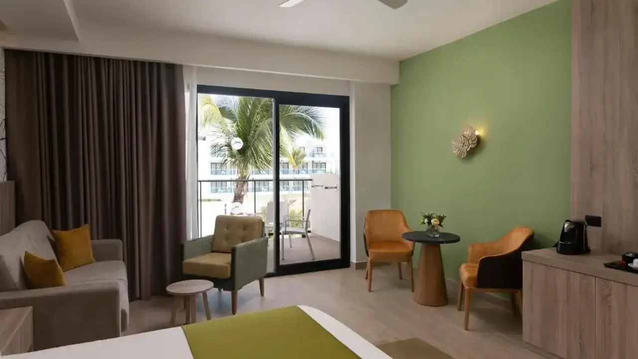 SERENADE ALL SUITES ADULTS ONLY RESORT