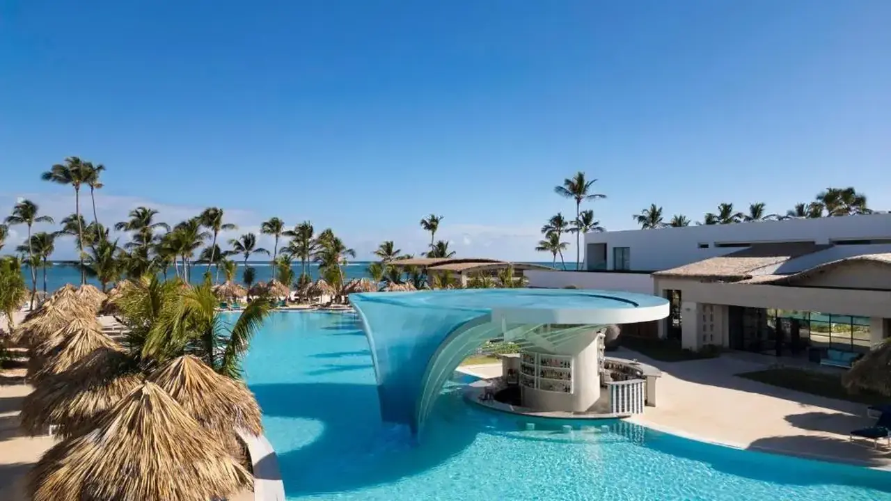 SERENADE ALL SUITES ADULTS ONLY RESORT