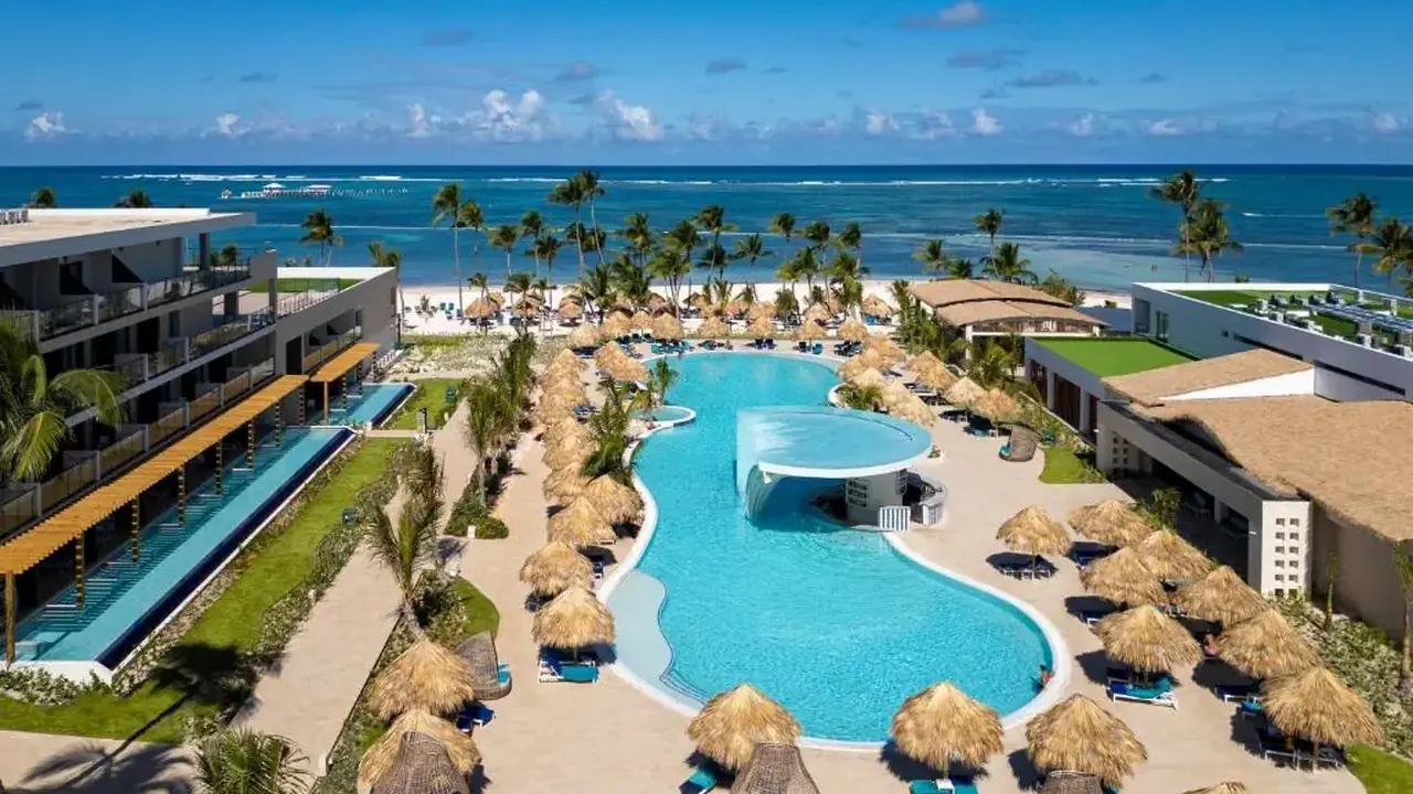 SERENADE ALL SUITES ADULTS ONLY RESORT