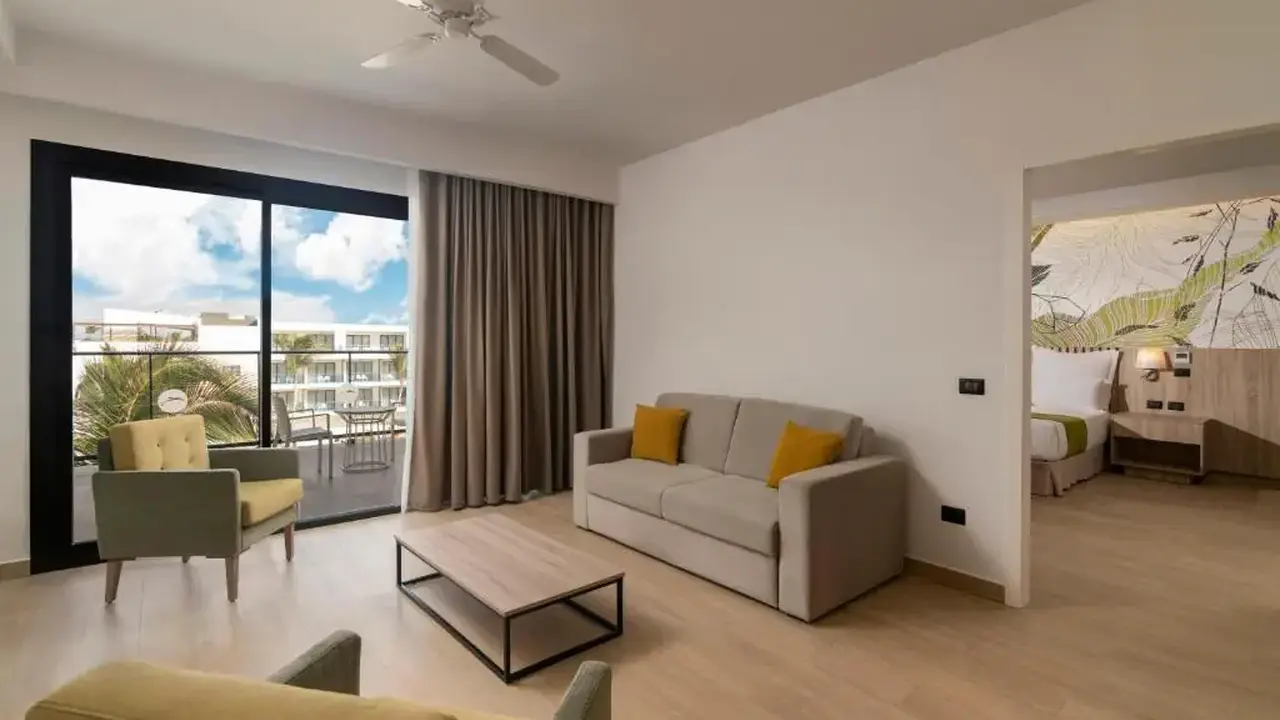 SERENADE ALL SUITES ADULTS ONLY RESORT