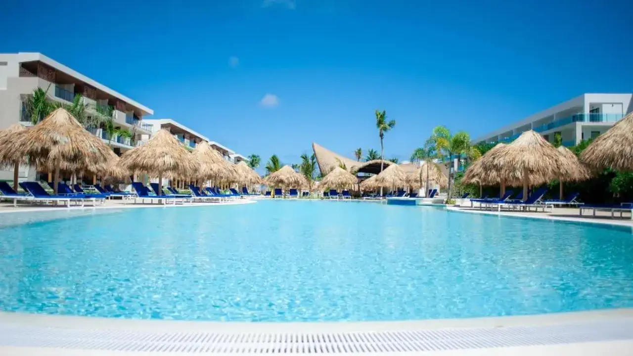 SERENADE ALL SUITES ADULTS ONLY RESORT