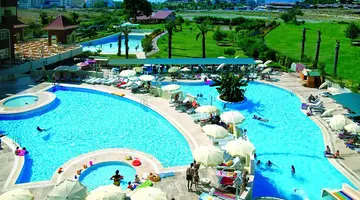 Serenis Hotel