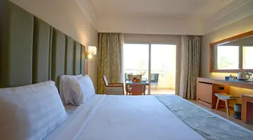Serenity Alma Resort (Fun City)