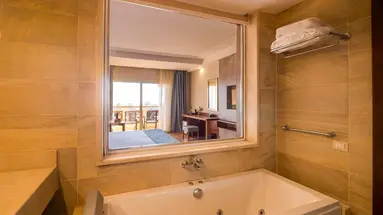 Serenity ALPHA Beach *****
