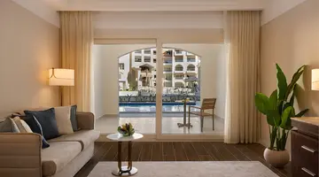 SERENITY SAHL HASHEESH