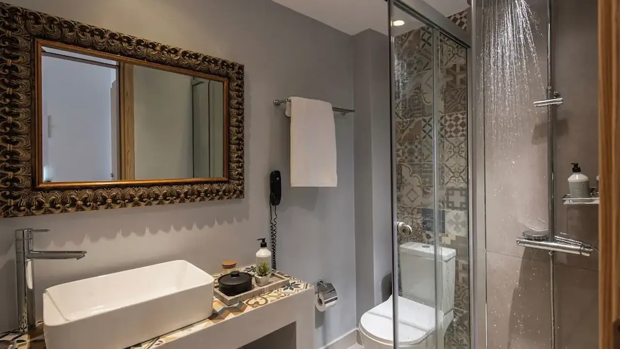 Serenity Spritz Hotel - Adults Only