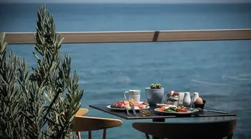 Serenity Spritz Hotel - Adults Only
