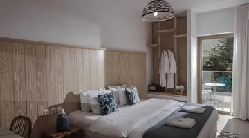 Serenity Spritz Hotel - Adults Only