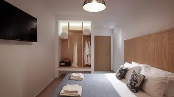 Serenity Spritz Hotel - Adults Only