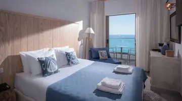 Serenity Spritz Hotel - Adults Only