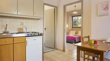 Sergiani Garden Hotel-Apartments