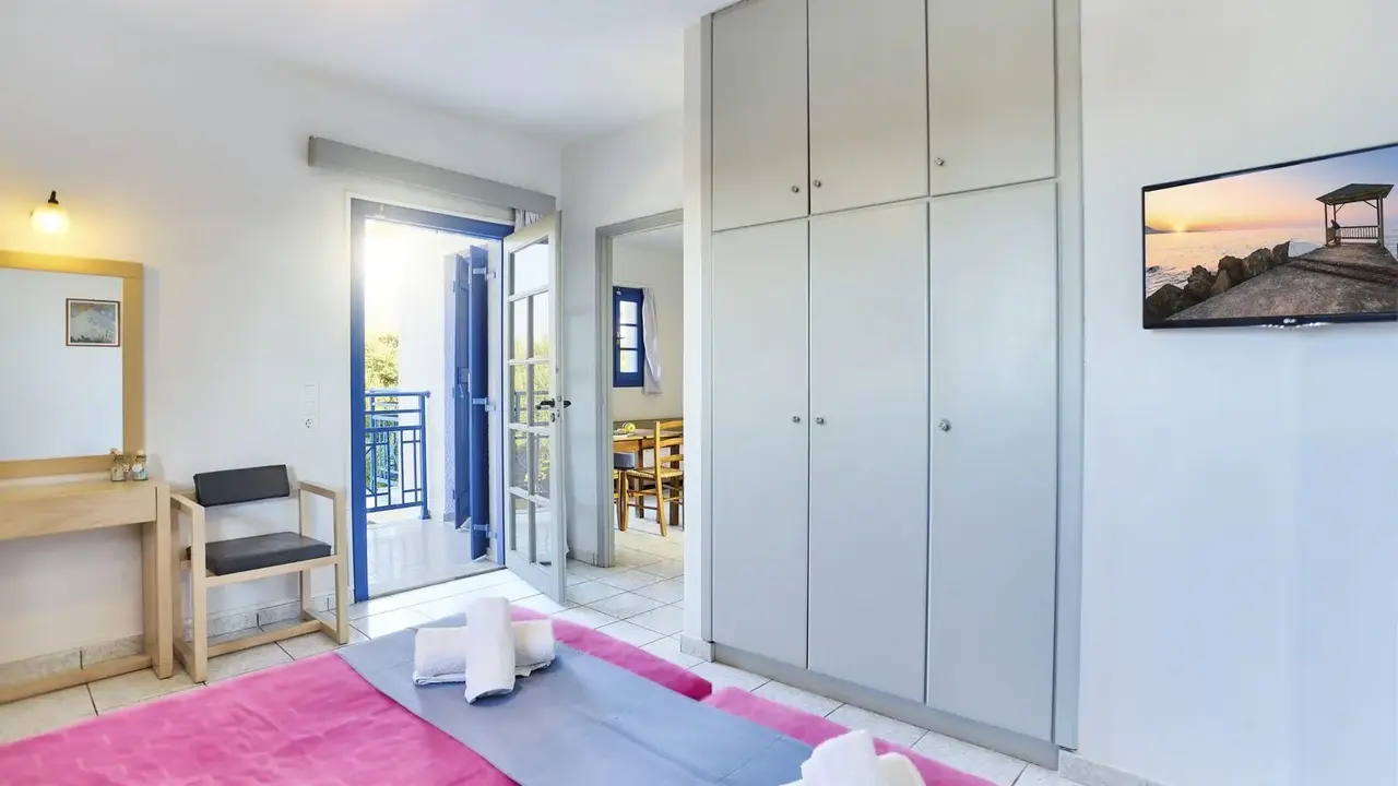 Sergiani Garden Hotel-Apartments