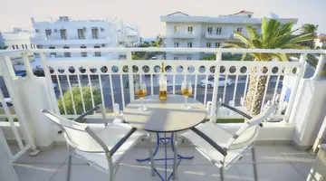 Sergiani Garden Hotel-Apartments
