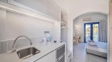 Sergiani Garden Hotel-Apartments