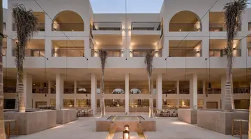 Serry Beach Resort