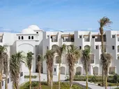 Serry Beach Resort