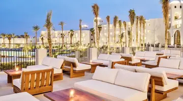 SERRY BEACH RESORT