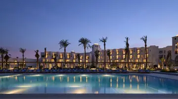Serry Beach Resort