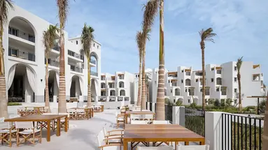 Serry Beach Resort