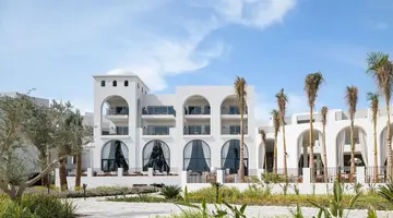 Serry Beach Resort