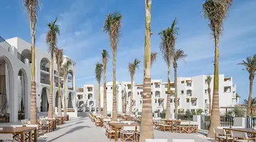 SERRY BEACH RESORT