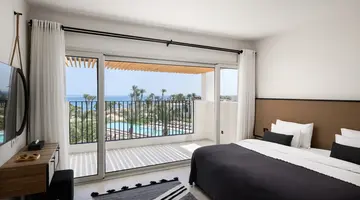 SERRY BEACH RESORT