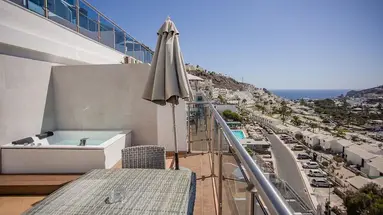Servatur Casablanca Suites & Spa
