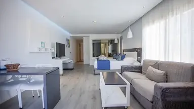 Servatur Casablanca Suites & Spa