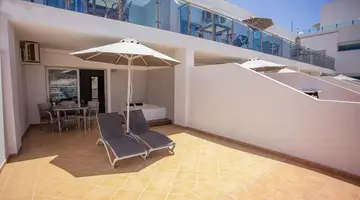 Servatur Casablanca Suites & Spa