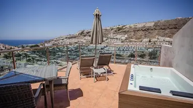 Servatur Casablanca Suites & Spa
