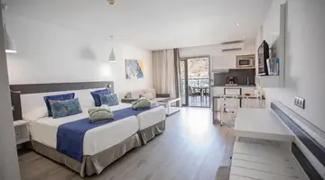 Servatur Casablanca Suites & Spa