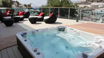 Servatur Casablanca Suites & Spa