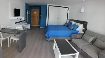 Servatur Casablanca Suites & Spa