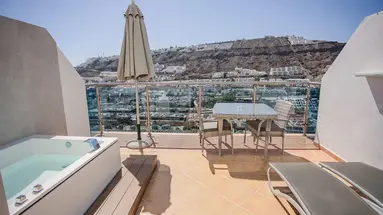 Servatur Casablanca Suites & Spa