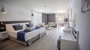 Servatur Casablanca Suites & Spa