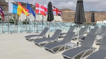 Servatur Casablanca Suites & Spa