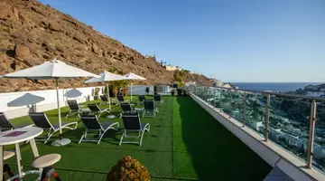 Servatur Casablanca Suites & Spa