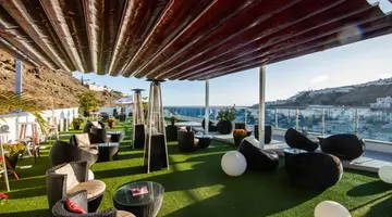 Servatur Casablanca Suites & Spa