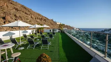 Servatur Casablanca Suites & Spa