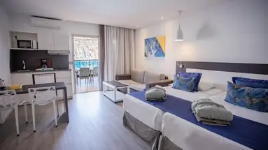 Servatur Casablanca Suites & Spa