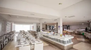 Servatur Waikiki (ex. SuneoClub Waikiki)