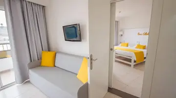 Servatur Waikiki