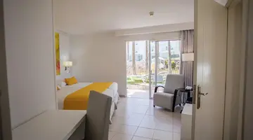 Servatur Waikiki