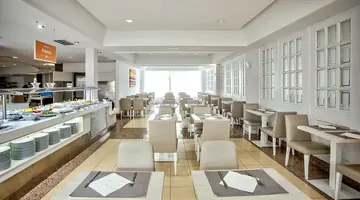 Servatur Waikiki